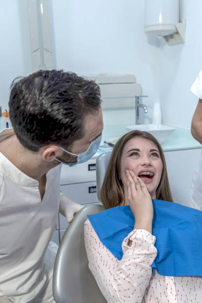 Best Broken or Cracked Tooth Emergency Dentist in Hoopers Creek, NC